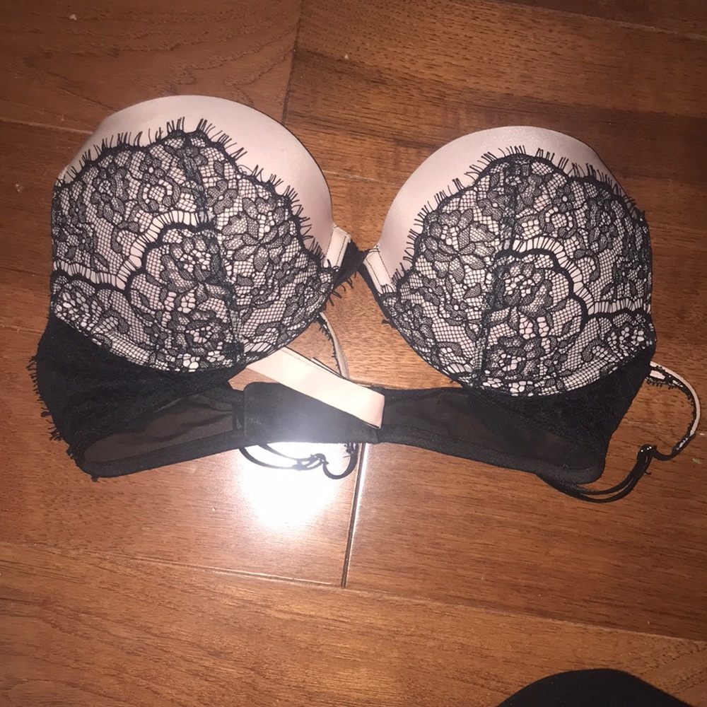 Adore Me pink and black emanuelle style.32C. Gently used.